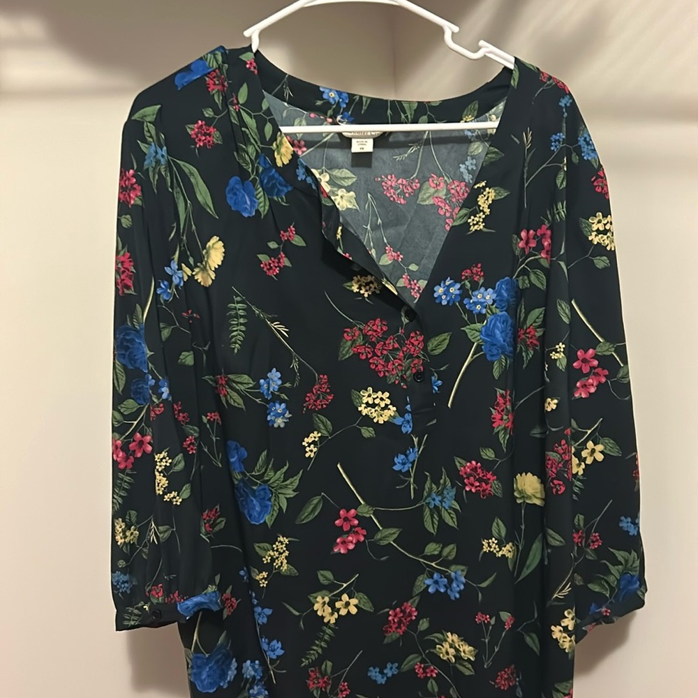 1x blouse- navy color